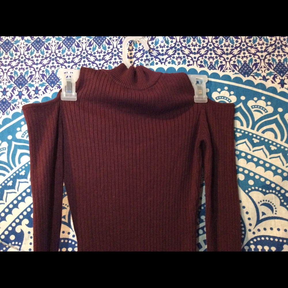 Cold shoulder turtle neck long sleeve sweater